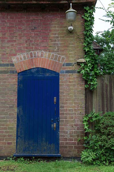 Harrow on the Hill, blue door